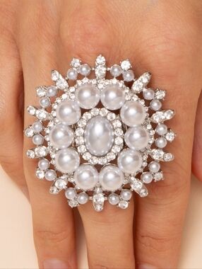 Oval Pearl Center with Crystal Halo Stretch Cocktail Statement Dinner Ring